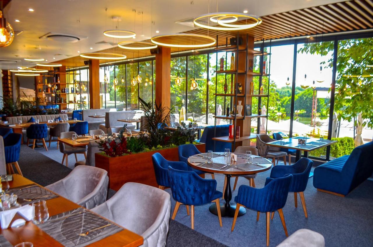 Park Hotel Stara Zagora Exterior foto Restaurant in the hotel