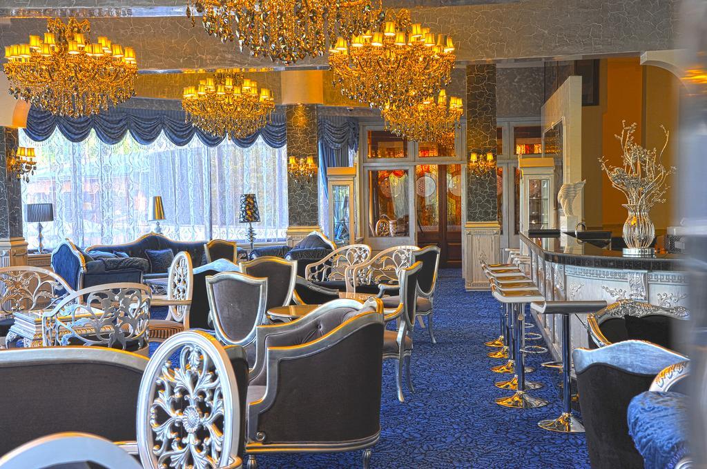 Park Hotel Stara Zagora Exterior foto The Blue Bar