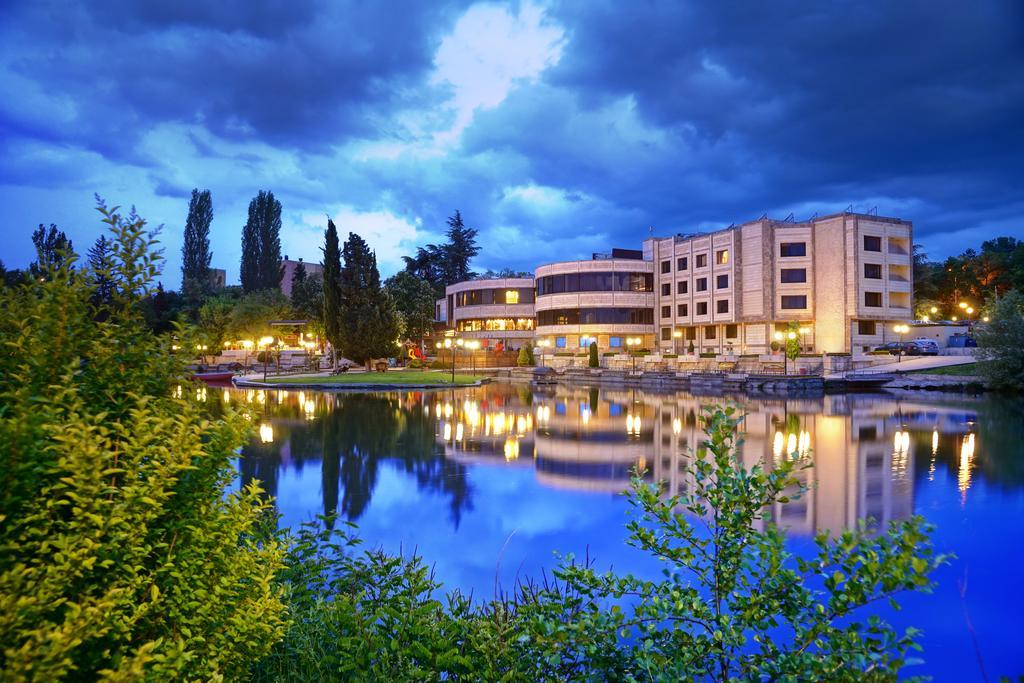 Park Hotel Stara Zagora Exterior foto The Inn at Laurel Point