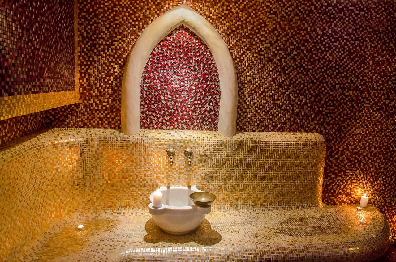 Park Hotel Stara Zagora Exterior foto A hammam in the Emirates Palace Hotel, Abu Dhabi, United Arab Emirates